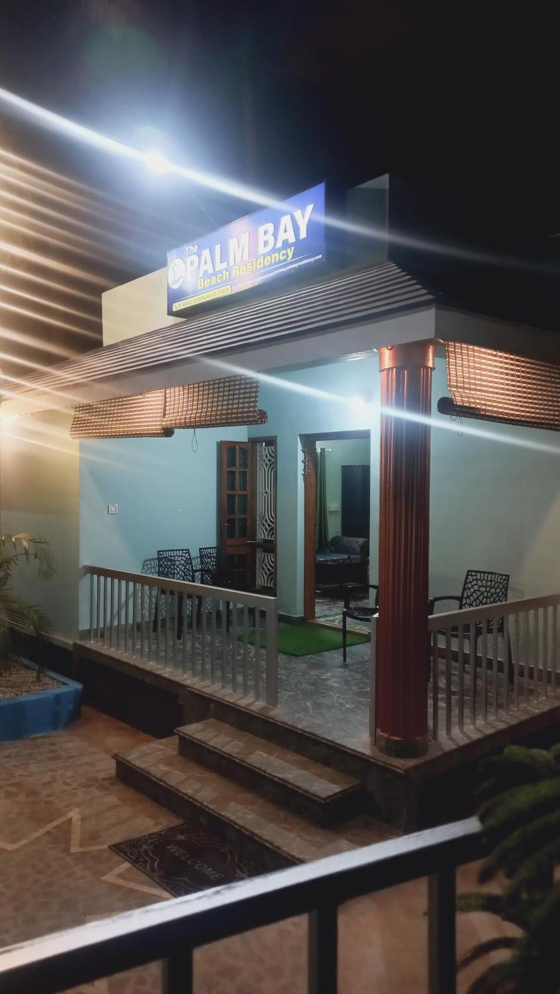 The Palm Bay Beach Residency Varkala Exteriör bild